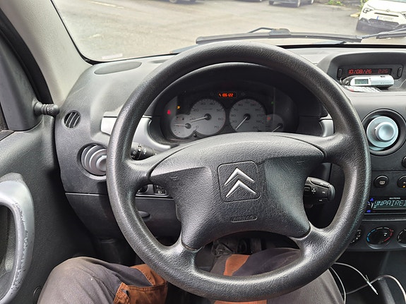 Citroen Berlingo 14 of 26
