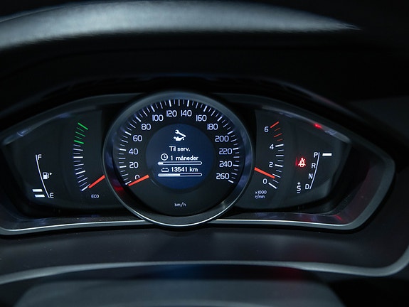 Volvo V40 Cross Country 19 of 19