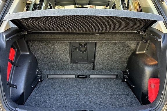 Volkswagen Golf Plus 17 of 25