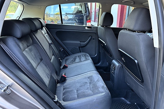 Volkswagen Golf Plus 13 of 25