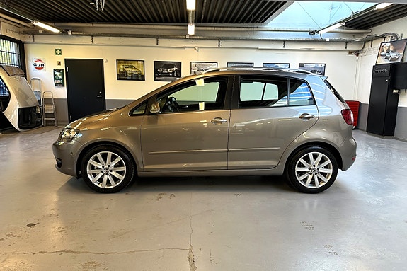 Volkswagen Golf Plus 2 of 25