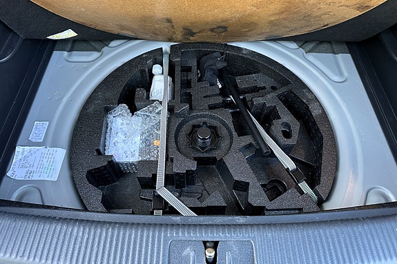 Volkswagen Golf Plus 18 of 25