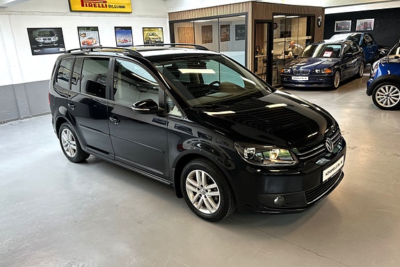 Volkswagen Touran 7 of 30