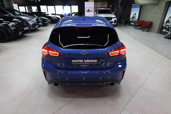 Ford Focus 16 of 30