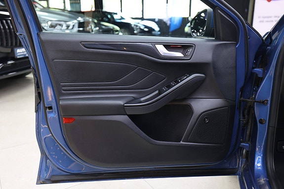 Ford Focus 23 of 30