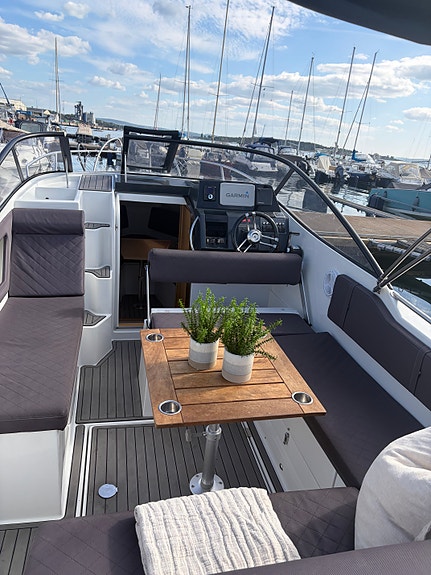 Nesten ny Oceanmaster 725CC m/ Honda 250. Kremplass på Kongen Marina 27 of 30