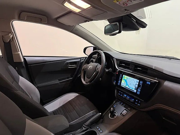 Toyota Auris 20 of 21