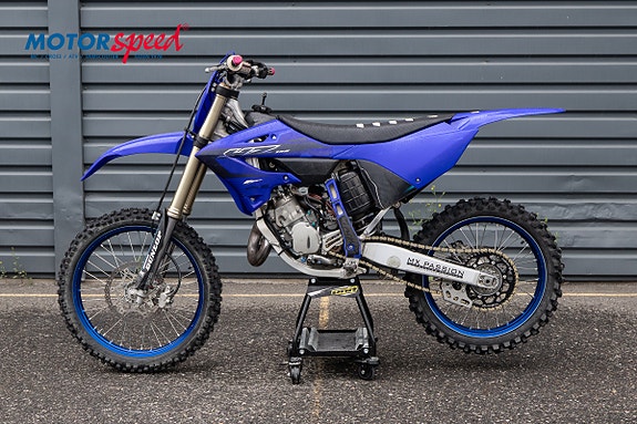 Yamaha YZ 125 LC 5 of 8