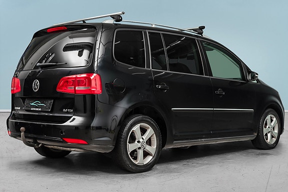 Volkswagen Touran 6 of 30