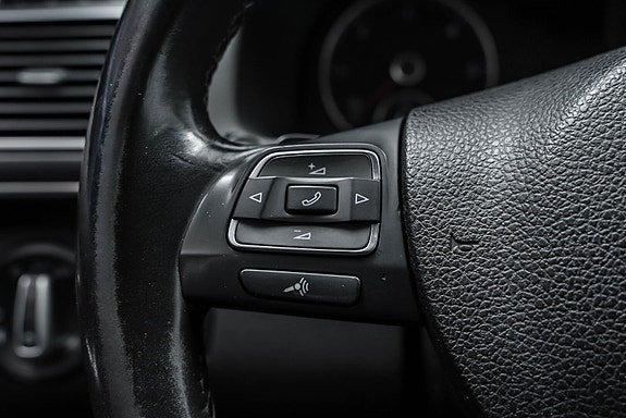 Volkswagen Touran 21 of 30