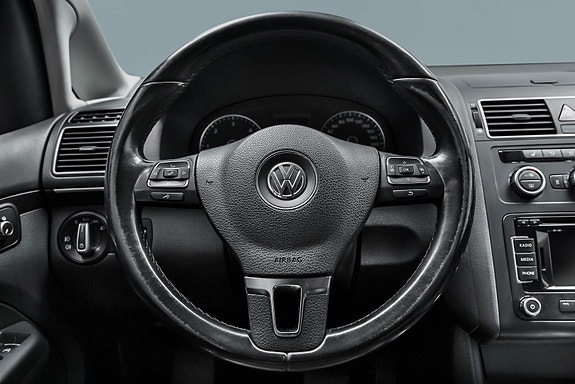 Volkswagen Touran 19 of 30