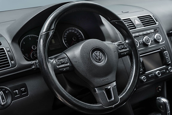 Volkswagen Touran 15 of 30