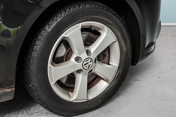 Volkswagen Touran 9 of 30
