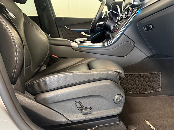 Mercedes-Benz GLC350 e 4 of 26