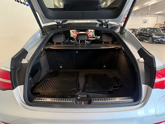 Mercedes-Benz GLC350 e 7 of 26