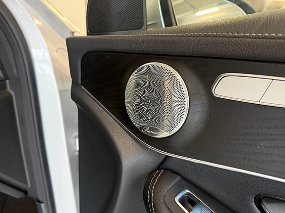 Mercedes-Benz GLC350 e 9 of 26