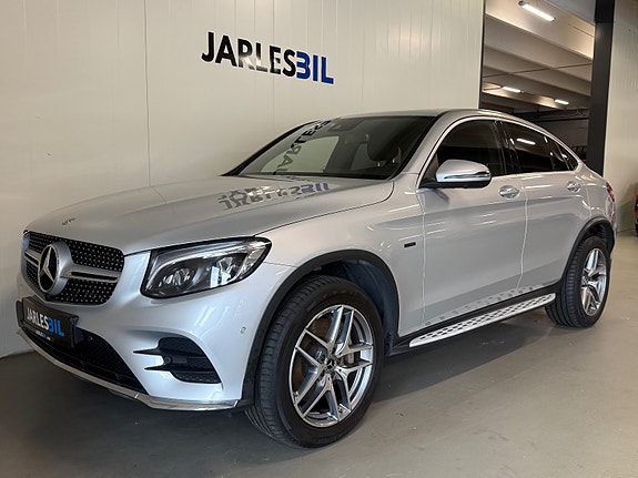 Mercedes-Benz GLC350 e 13 of 26
