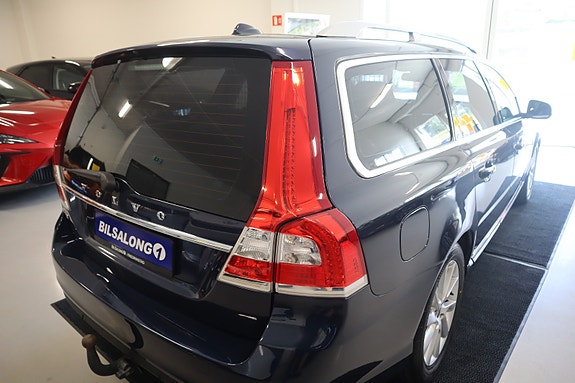 Volvo V70 20 of 30