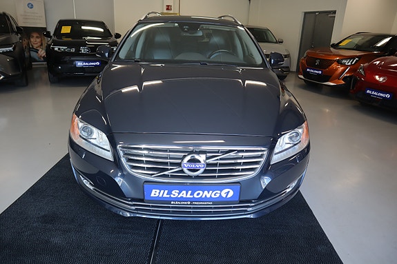 Volvo V70 5 of 30