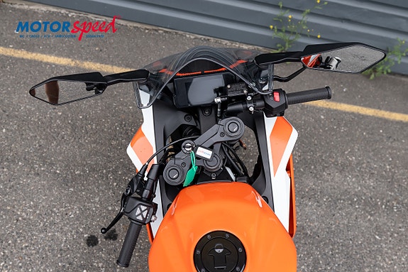 KTM RC 125 7 of 8