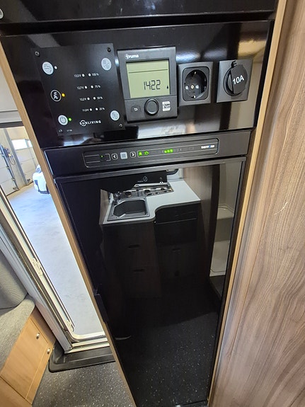 Sun Living S 75 SL / Truma Combi E / Gulvvarme / Stekeovn / Senkeseng ++ 21 of 30