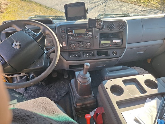 Renault D 7,5 – 2017 – automat – 74 500 km 5 of 10
