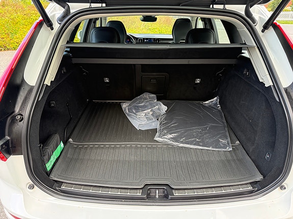 Volvo XC60 26 of 30