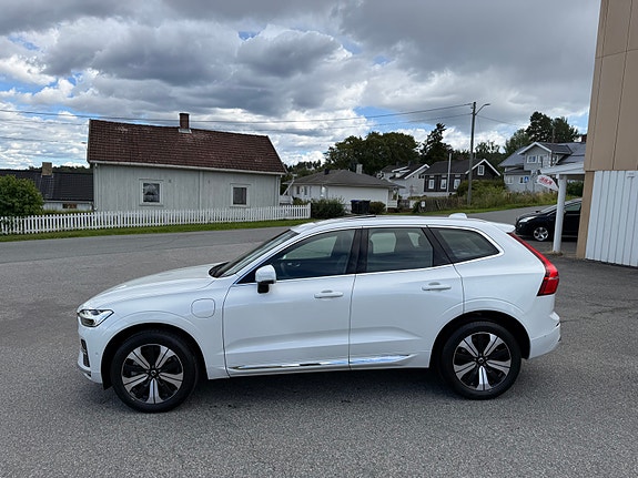 Volvo XC60 5 of 30