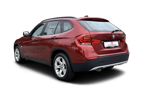 BMW X1 3 of 30