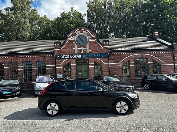Volvo C30 2 of 16