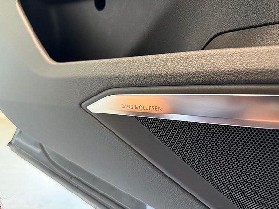 Audi e-tron Sportback 18 of 30