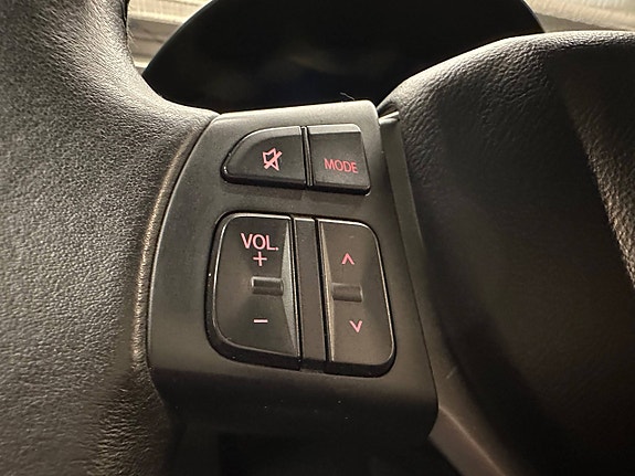 Suzuki Swift 13 of 30