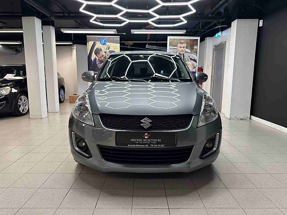 Suzuki Swift 2 of 30