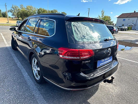 Volkswagen Passat 7 of 15