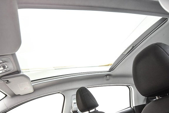 Peugeot 208 27 of 27