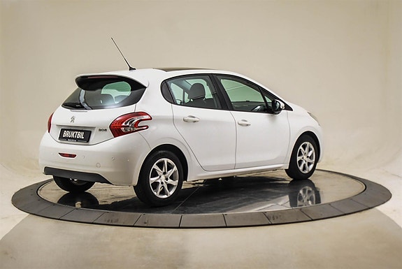 Peugeot 208 5 of 27