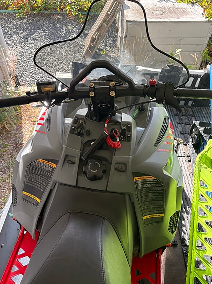 Arctic-cat Blast LT 4000 4 of 13