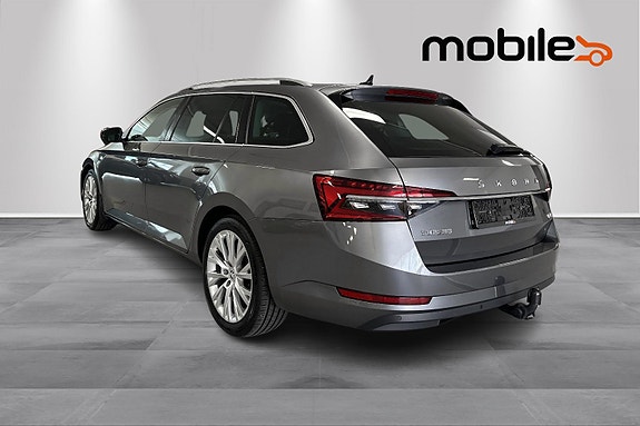 Skoda Superb 21 of 24