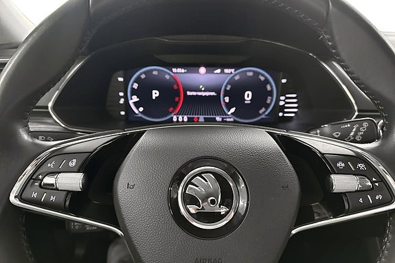 Skoda Superb 9 of 24