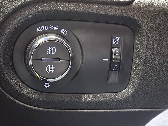Opel Grandland X 16 of 30