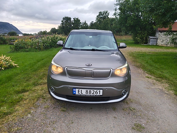 Kia Soul 2 of 12