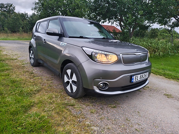 Kia Soul 3 of 12
