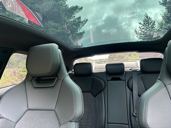 Audi e-tron GT 6 of 12