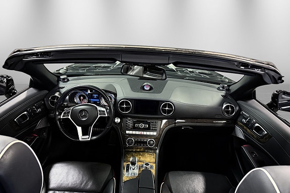 Mercedes-Benz SL350 30 of 30