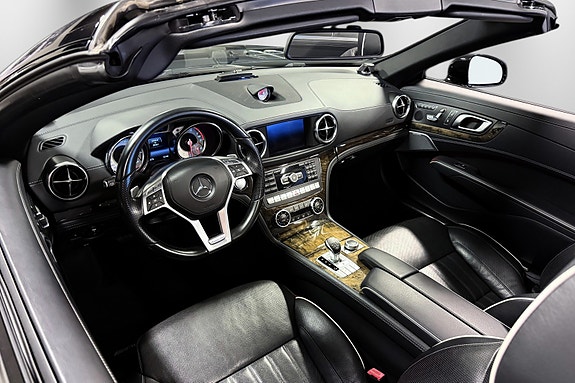 Mercedes-Benz SL350 29 of 30