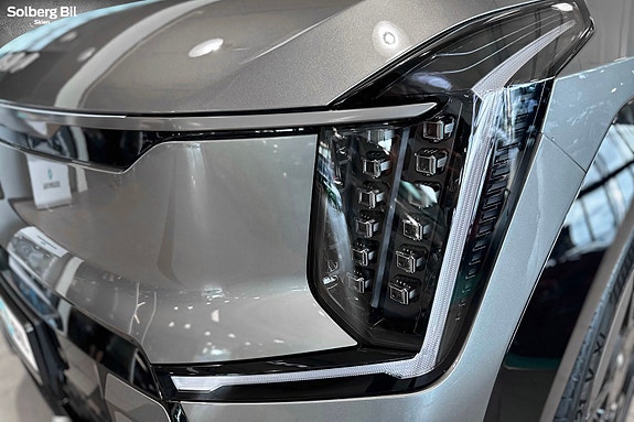 Kia EV9 18 of 30