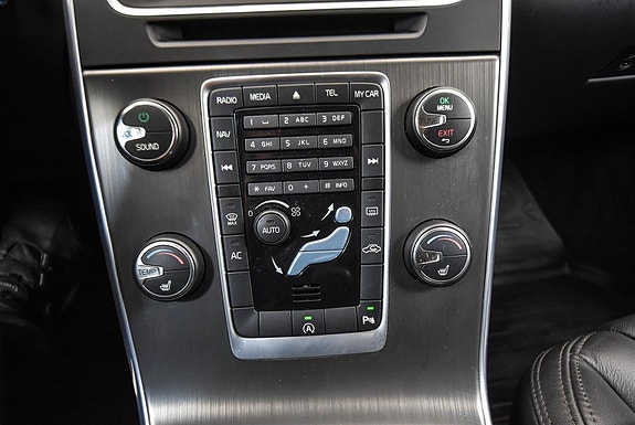 Volvo V60 15 of 23