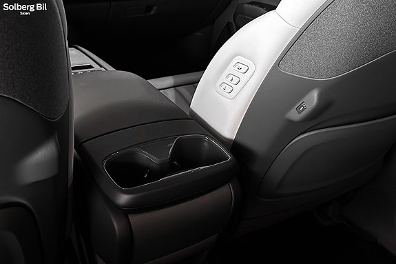 Kia EV9 24 of 30