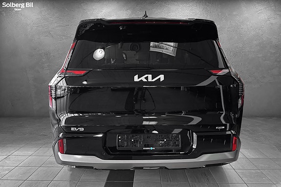 Kia EV9 6 of 30
