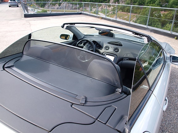Mercedes-Benz SL500 22 of 24